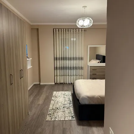 Apartment Modern Max To 6 People Apartment - Free Underground Private Parking *