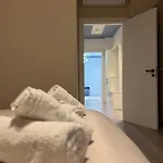 Easy - Spacious - Free Underground Private Parking Appartement