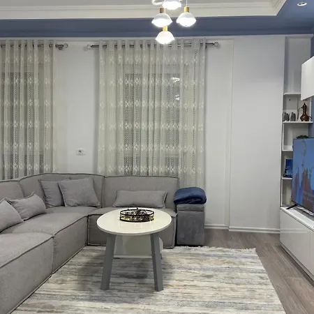 Modern Max To 6 People Apartment - Free Underground Private Parking